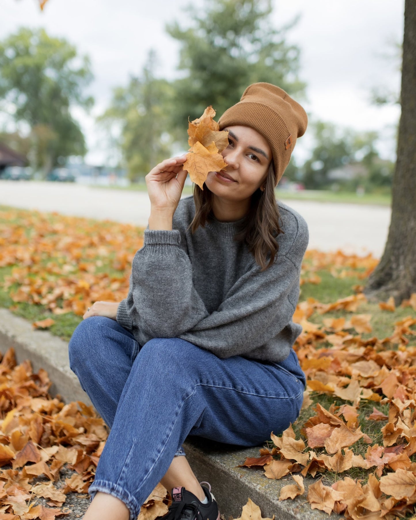 HAAKWEAR Knit Cuffed Beanie - Camel Brown